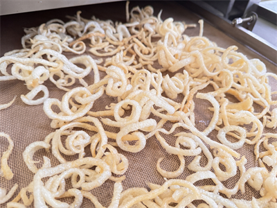 豬皮微波膨化設(shè)備為食品加工行業(yè)帶來了技術(shù)突破